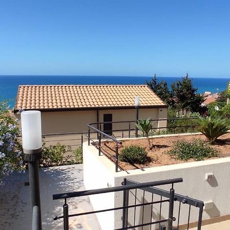 Appartement Lucia'S Garden à Cefalù Extérieur photo